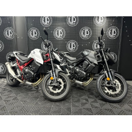 HONDA CB 750 HORNET 2025...