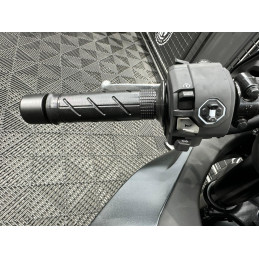 HONDA CBR650R E-CLUTCH 2026