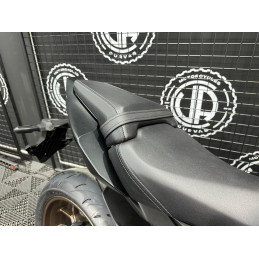 HONDA CB 650 R E-CLUTCH 2026