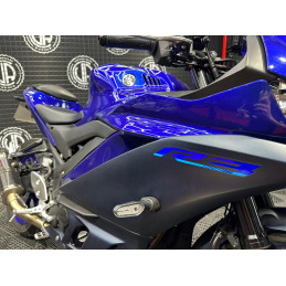 YAMAHA R3