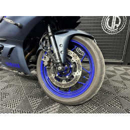 YAMAHA R3